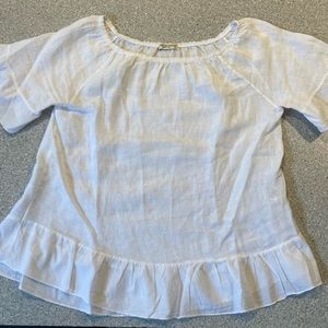 100% Linen bodice, 100% Cotton sleeve and ruffle, peasant top. Made in Italy